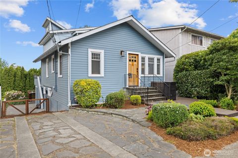 5746 37th Avenue NE Seattle WA 98105
