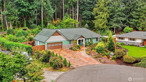 Photo of 3437 Long Lake Drive SE, Lacey, WA 98503 (MLS # 2584606)