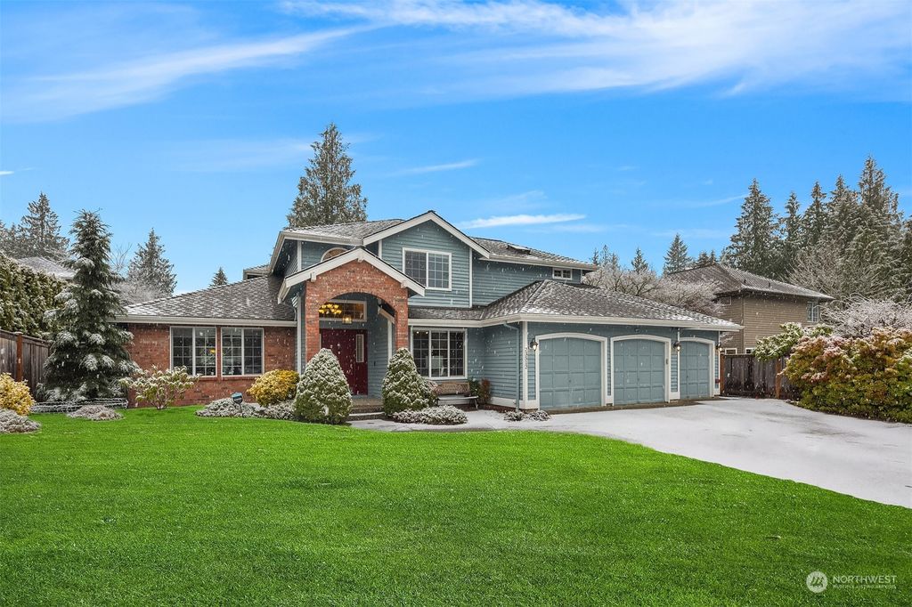 Photo of 23512 NE 19th Drive, Sammamish, WA 98074 (MLS # 2192336)
