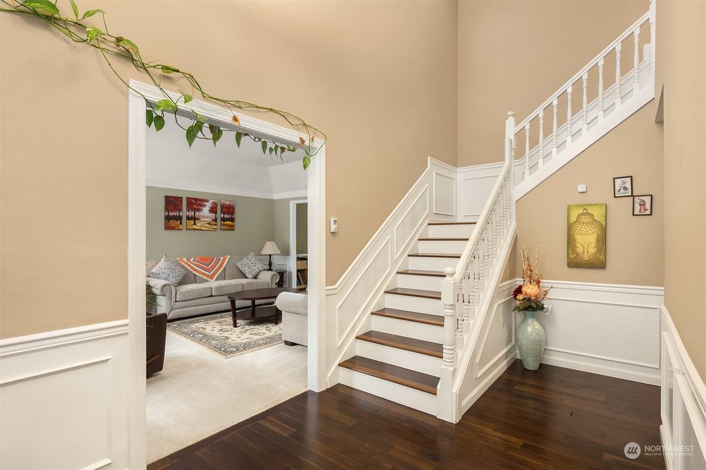 Photo of 23512 NE 19th Drive, Sammamish, WA 98074 (MLS # 2192336)