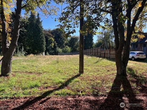 322 E 40th Street Tacoma WA 98404
