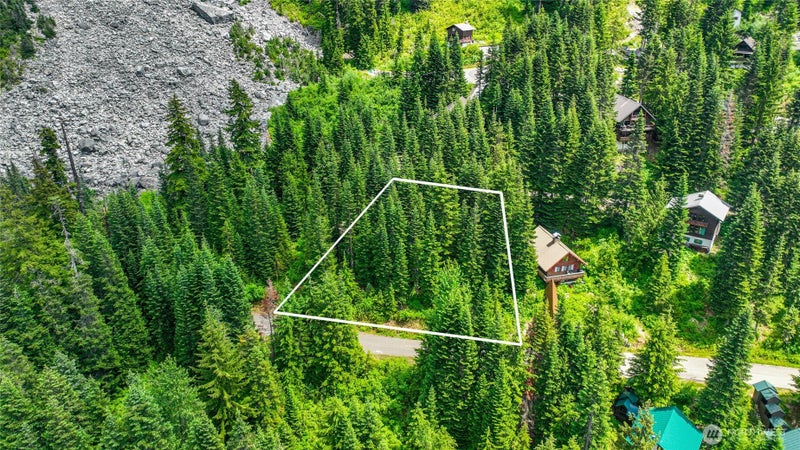 30 Saint Anton