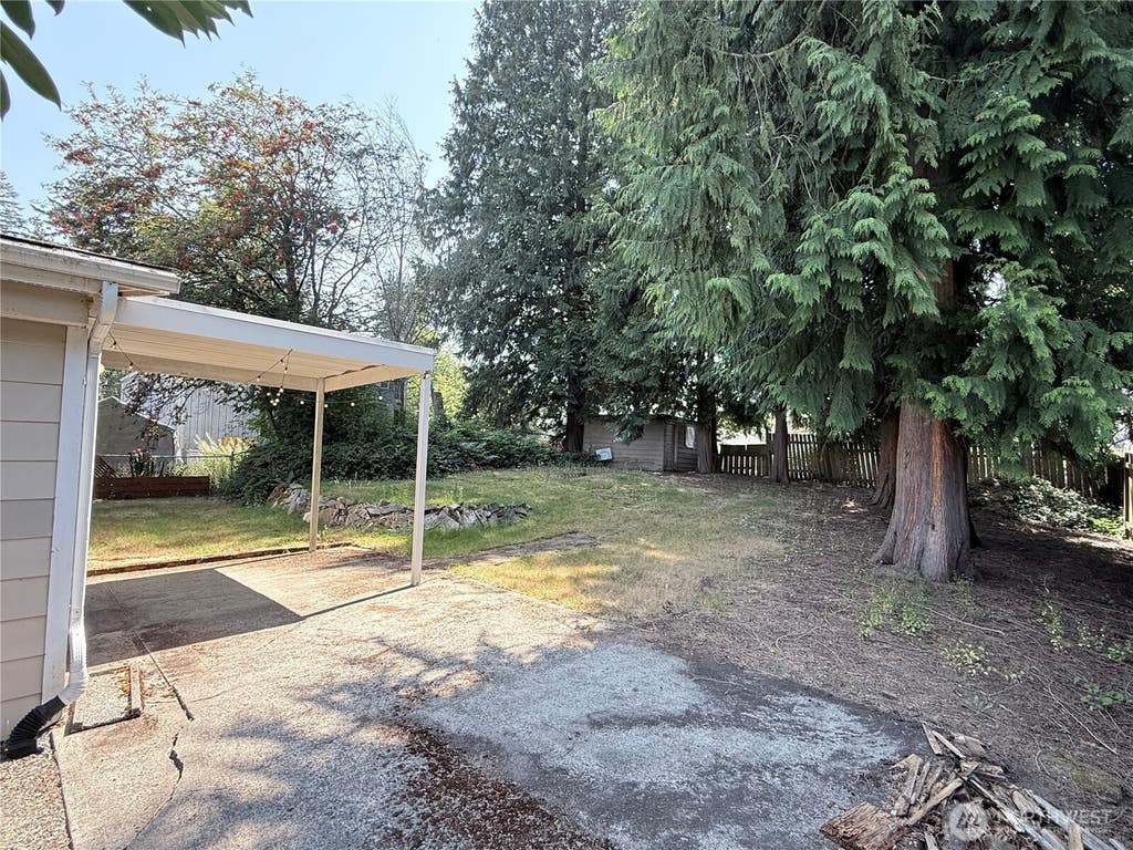 Photo of 5622 202nd Street SW, Lynnwood, WA 98036 (MLS # 2567098)