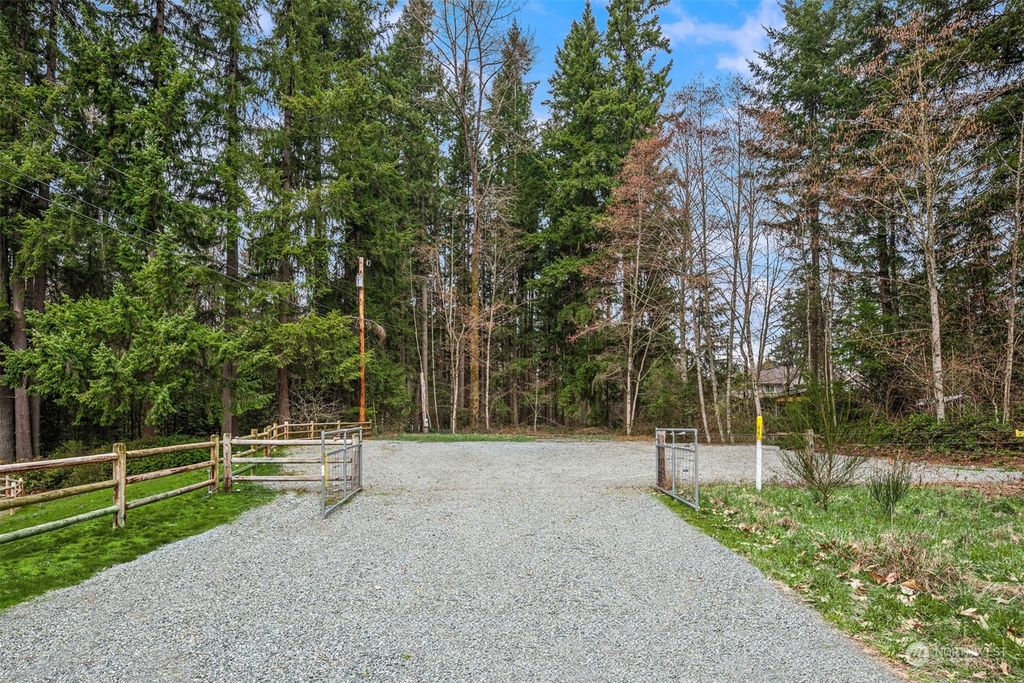 Photo of 9813 Waverly Drive, Snohomish, WA 98296 (MLS # 2212603)