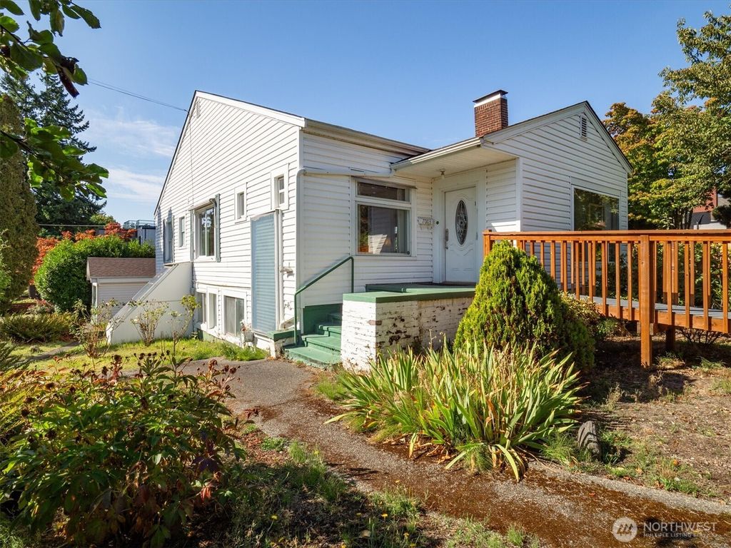 Photo of 7003 40th Avenue NE, Seattle, WA 98115 (MLS # 2437805)