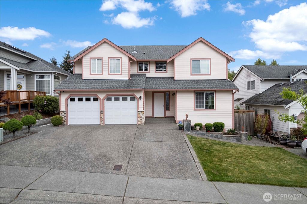 Photo of 12414 SE 238th Place, Kent, WA 98031 (MLS # 2377098)