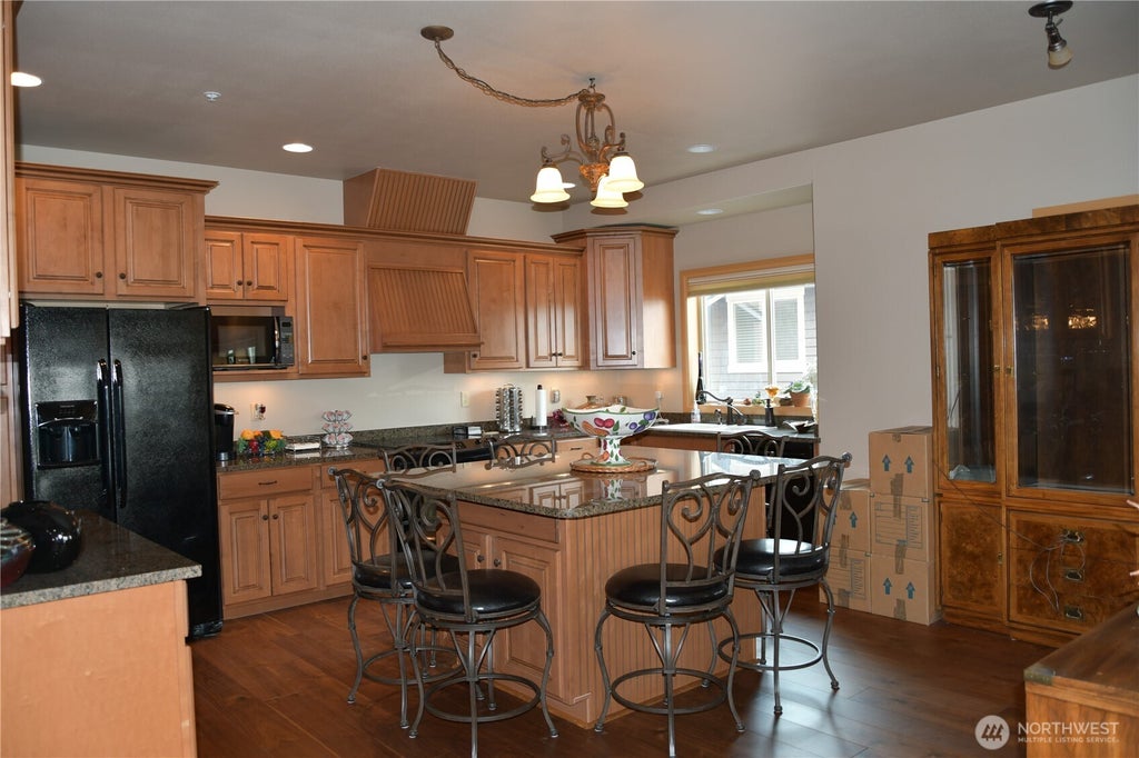 Photo of 113 E Raymond Street #1B, Chelan, WA 98816 (MLS # 2575482)