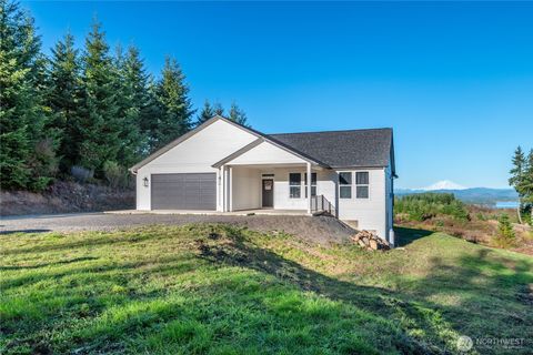 Photo of 250 Red Rock Drive, Castle Rock, WA 98611 (MLS # 2445583)