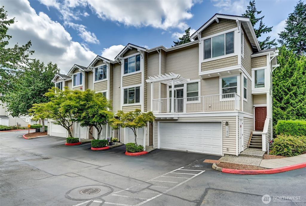 Photo of 11920 NE 163rd Place, Bothell, WA 98011 (MLS # 2394954)