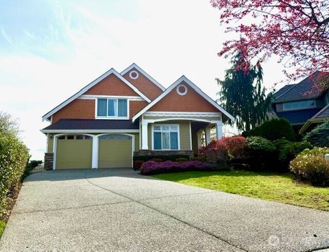 Photo of 23419 NE 10th Place, Sammamish, WA 98074 (MLS # 2514139)
