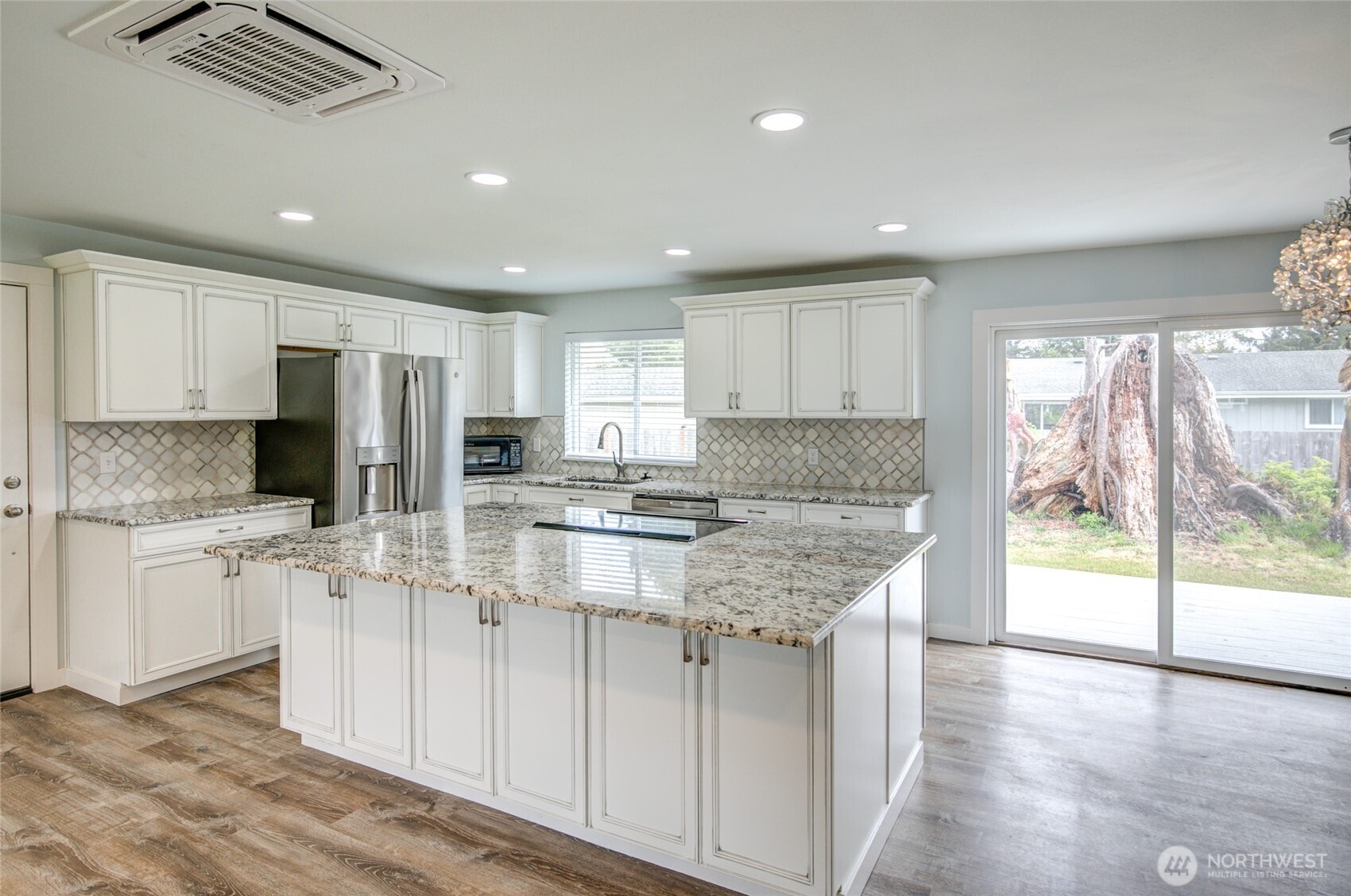 43 Etta Place