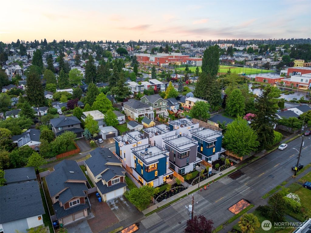 Photo of 8825 C Wallingford Avenue N, Seattle, WA 98103 (MLS # 2400568)