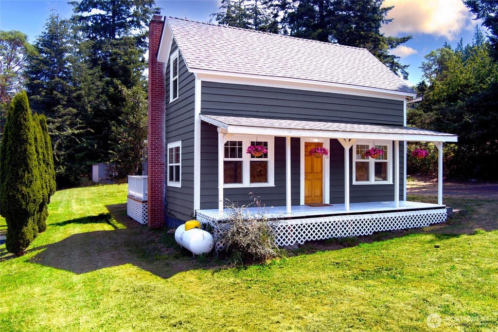 Photo of 650 Argyle Avenue, Friday Harbor, WA 98250 (MLS # 2560448)