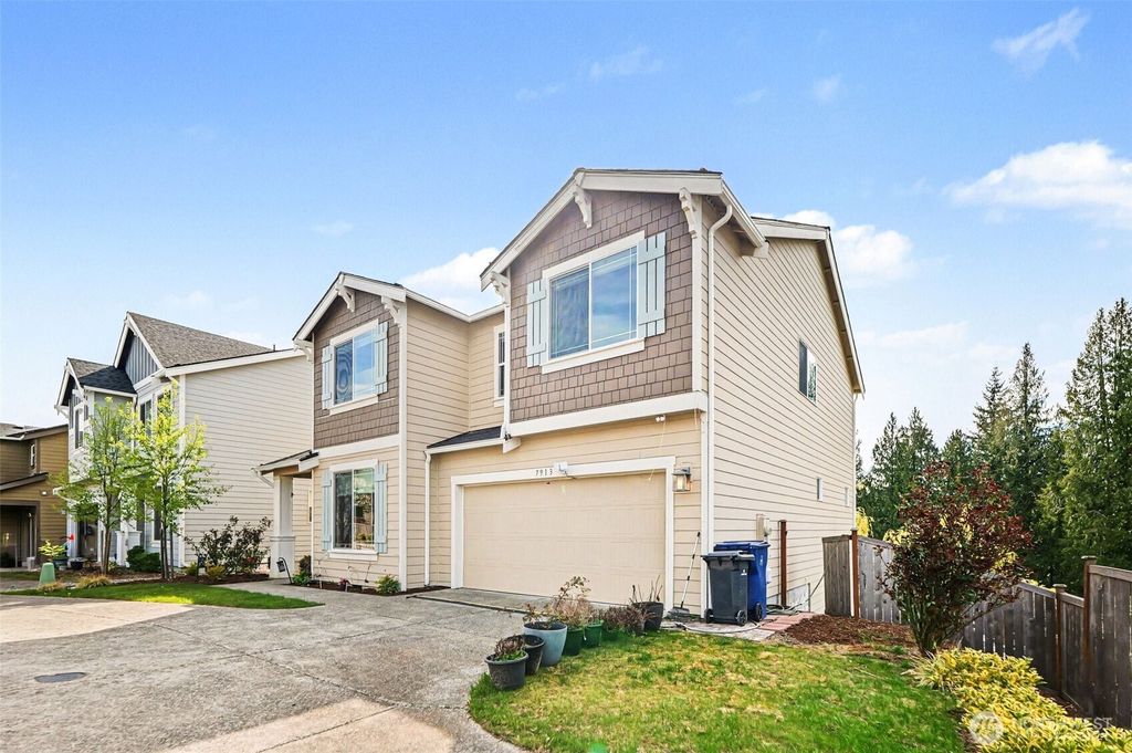 Photo of 7913 39th Place SE, Marysville, WA 98270 (MLS # 2505085)