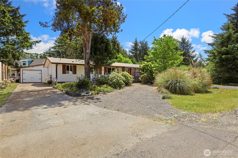 444 Canal Drive SE