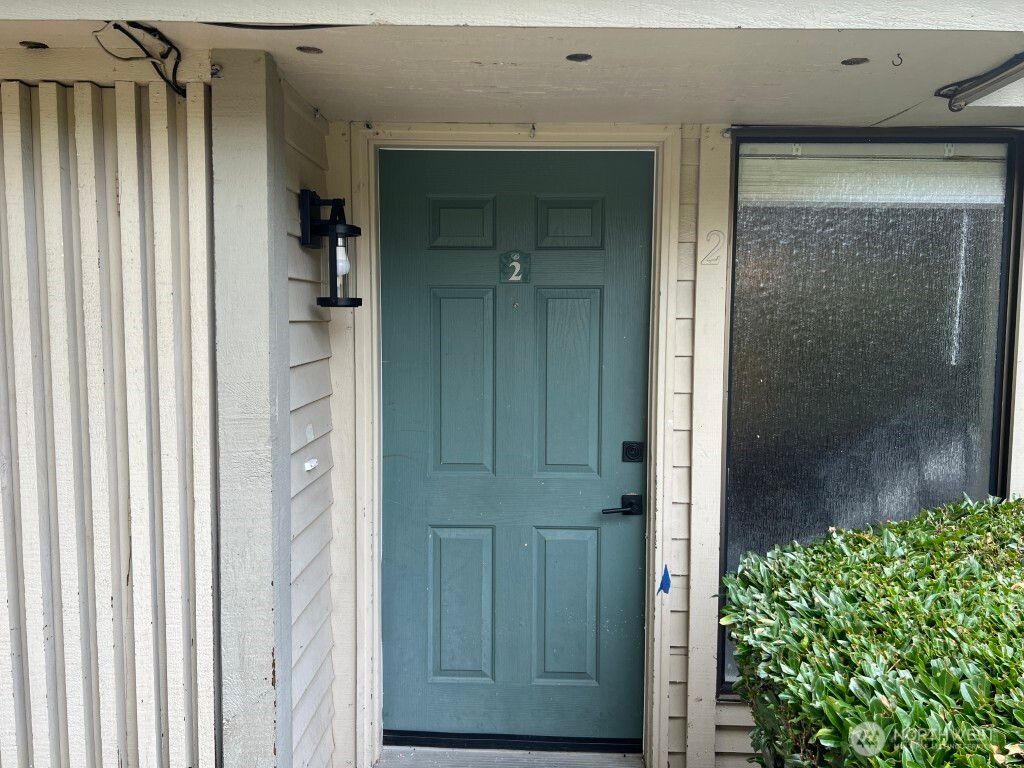 Photo of 14309 NE 7th Place #2, Bellevue, WA 98007 (MLS # 2518748)