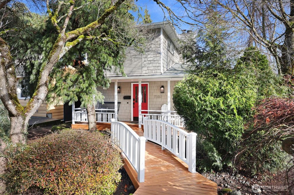 Photo of 7302 33rd Avenue NE, Seattle, WA 98115 (MLS # 2483595)