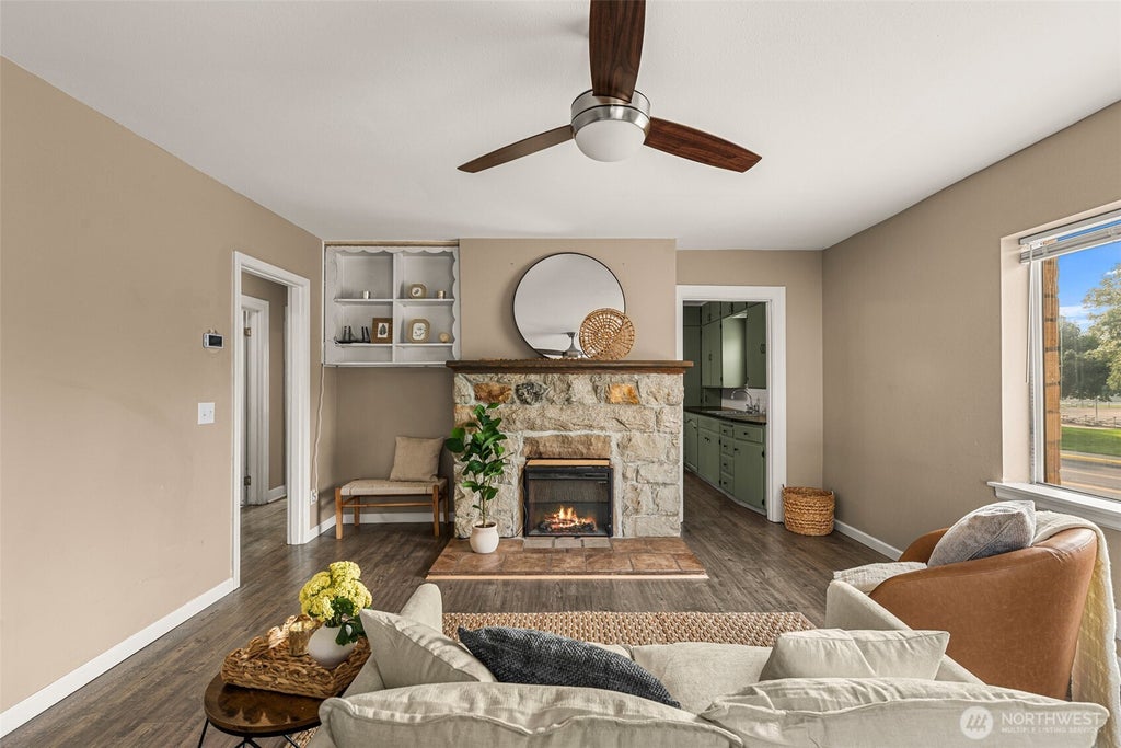 Photo of 1357 Monitor Street, Wenatchee, WA 98801 (MLS # 2572683)