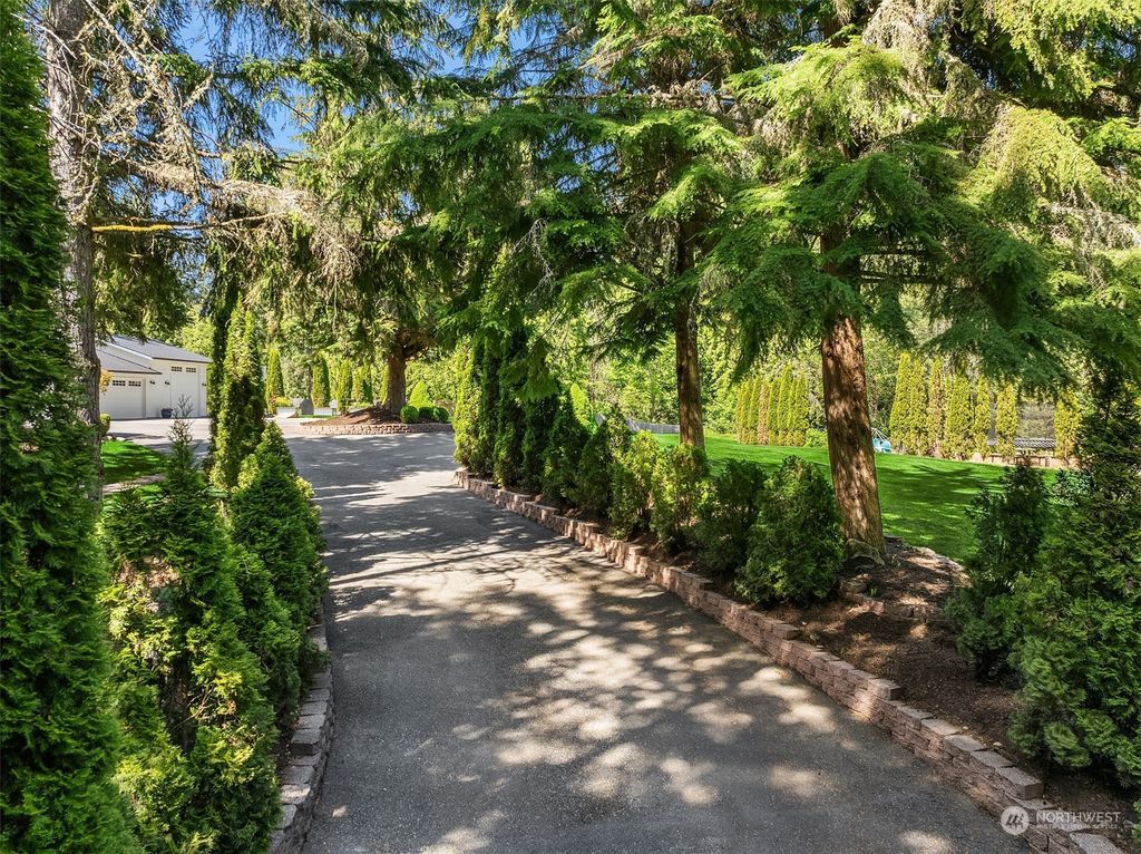 Photo of 16716 203rd Place NE, Woodinville, WA 98077 (MLS # 2237058)