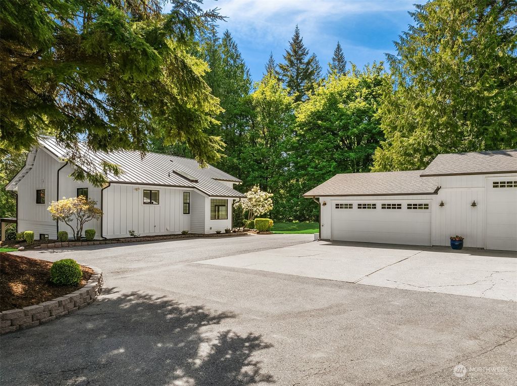 Photo of 16716 203rd Place NE, Woodinville, WA 98077 (MLS # 2237058)