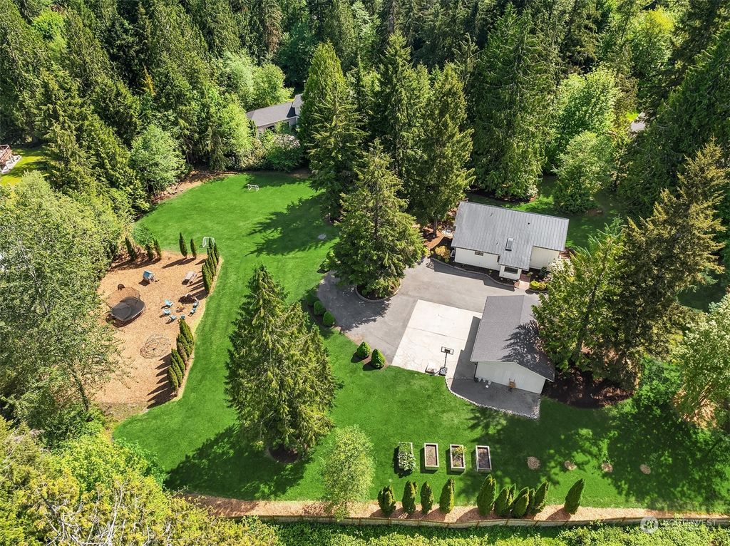 Photo of 16716 203rd Place NE, Woodinville, WA 98077 (MLS # 2237058)