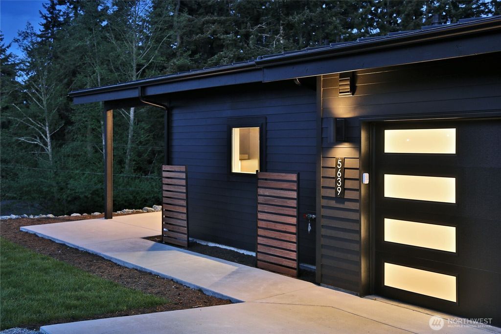 Photo of 5639 Morningtown Place, Freeland, WA 98249 (MLS # 2513140)