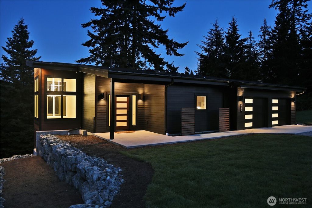 Photo of 5639 Morningtown Place, Freeland, WA 98249 (MLS # 2513140)