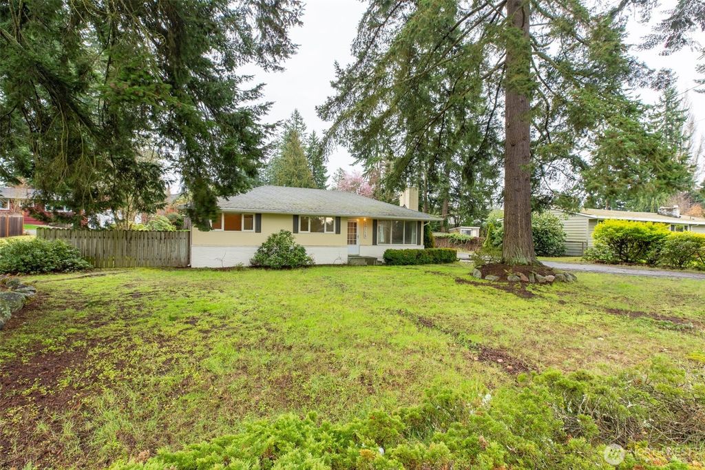 Photo of 20115 76th Avenue W, Lynnwood, WA 98036 (MLS # 2493881)