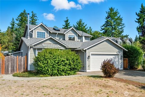 Photo of 11715 40th Avenue NW, Gig Harbor, WA 98332 (MLS # 2432785)