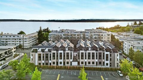 Photo of 112 C 2nd Street S, Kirkland, WA 98033 (MLS # 2404932)