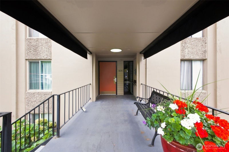 5575 E Evergreen Boulevard 4103