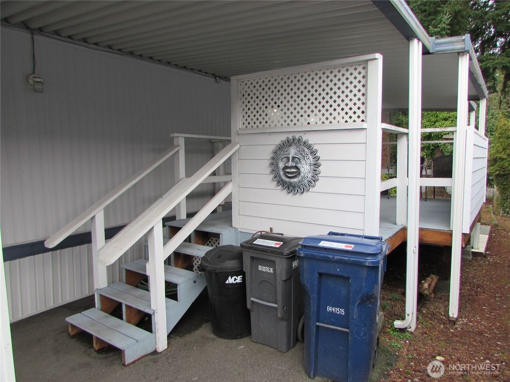 Photo of 11622 SILVER LAKE Road #SP 93, Everett, WA 98208 (MLS # 2463155)