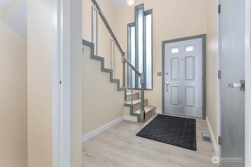 1061 Peace Portal Drive 6