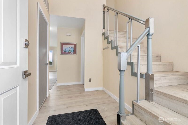 1061 Peace Portal Drive 6