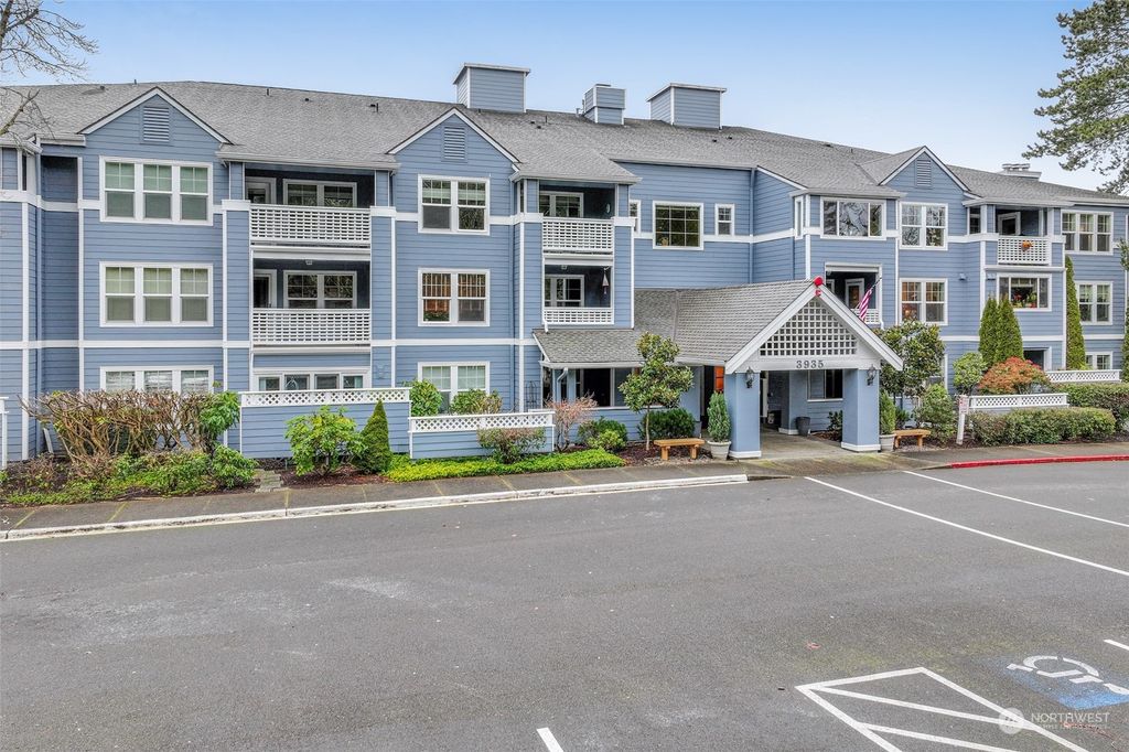 Photo of 3935 226th Place SE #208, Issaquah, WA 98029 (MLS # 2330990)