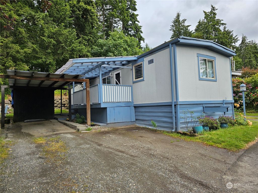 Photo of 31813 21st Avenue SW #30, Federal Way, WA 98023 (MLS # 2255209)