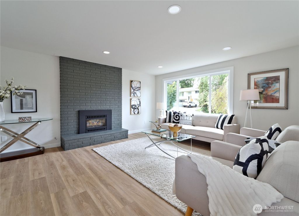 Photo of 12802 NE 142nd Street, Kirkland, WA 98034 (MLS # 2512142)