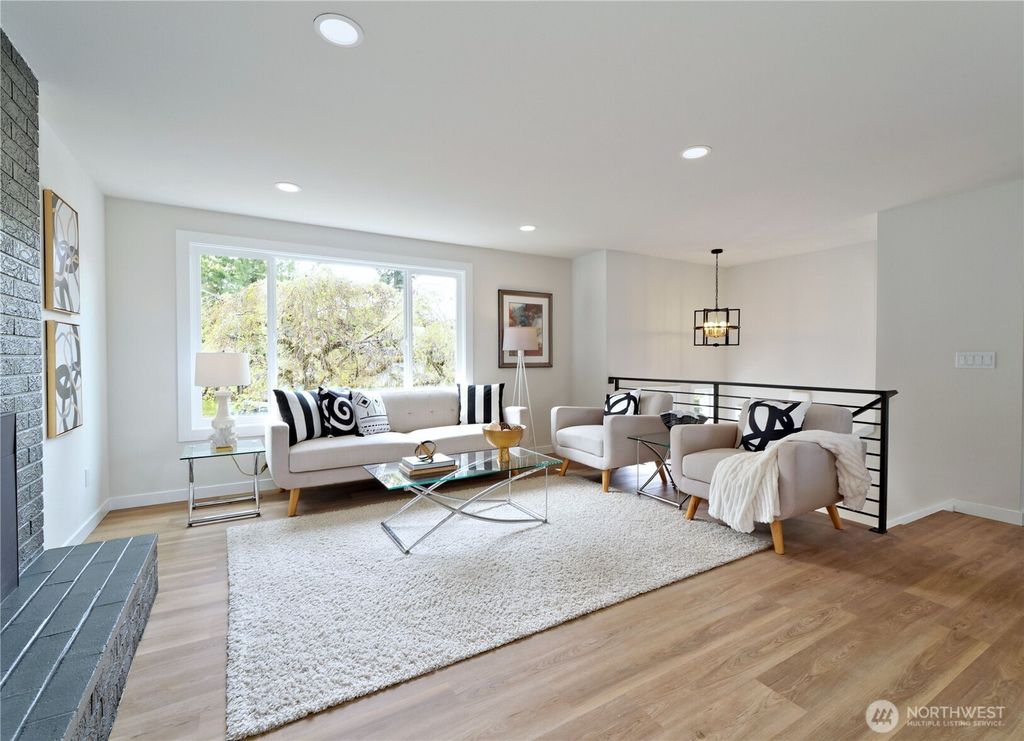 Photo of 12802 NE 142nd Street, Kirkland, WA 98034 (MLS # 2512142)