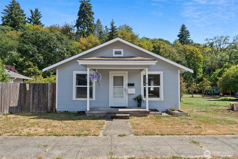 Photo of 118 N Buckner Street, Centralia, WA 98531 (MLS # 2576501)