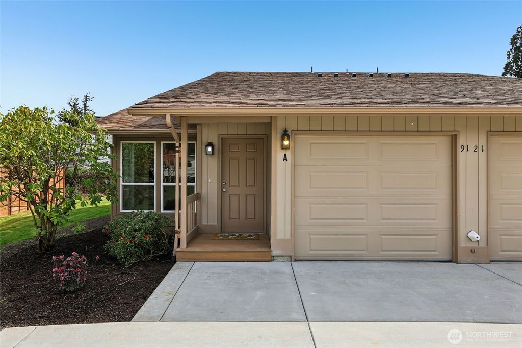 Photo of 9121 5th Place W #A &amp; B, Everett, WA 98204 (MLS # 2497791)