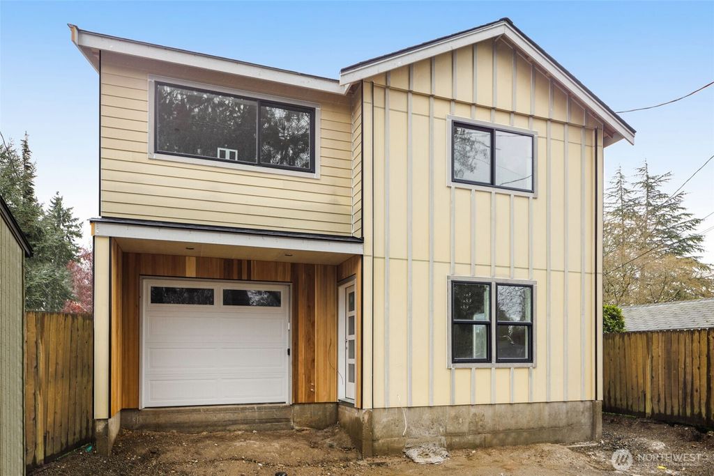 Photo of 8109 34th Avenue SW #B, Seattle, WA 98126 (MLS # 2503370)