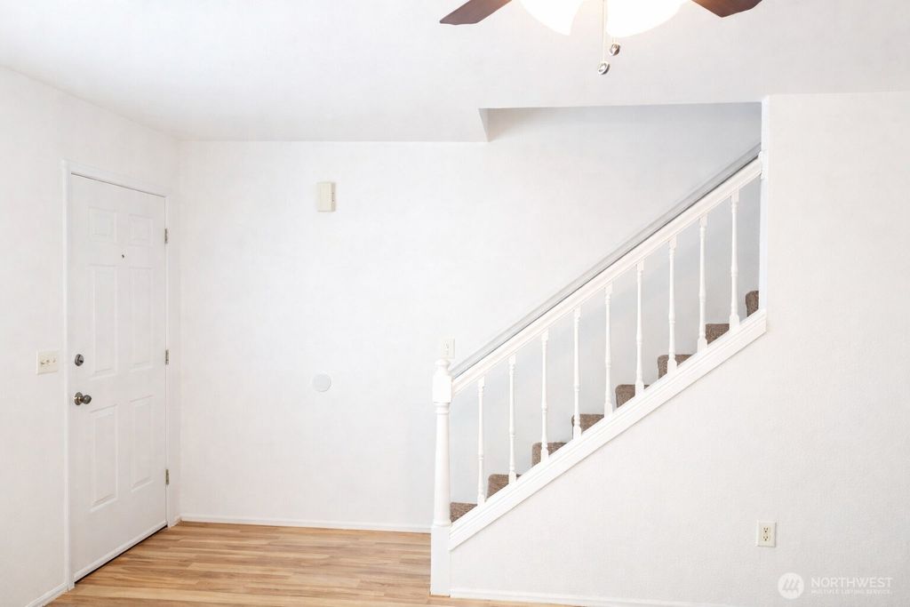 Photo of 1019 18th St NE St, Auburn, WA 98002 (MLS # 2468482)