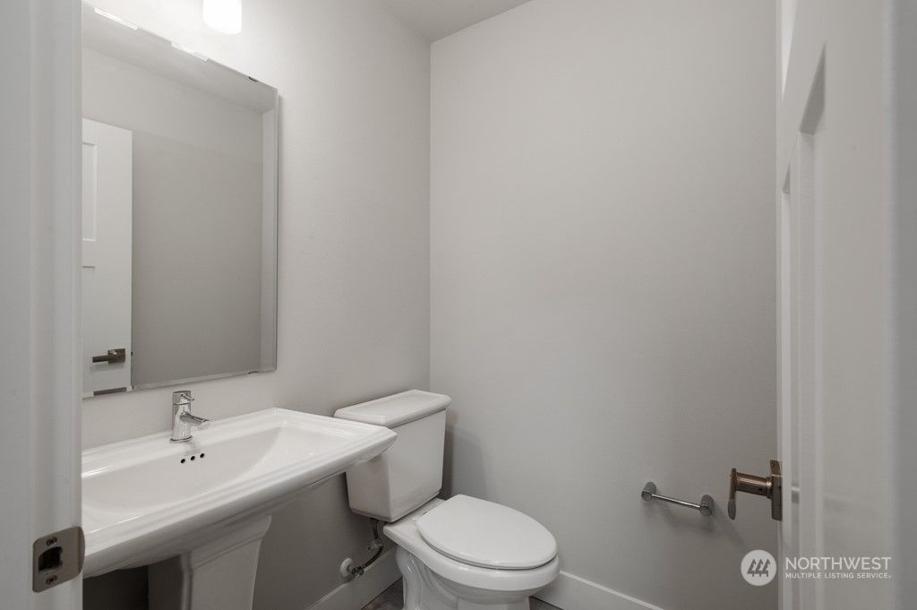 Photo of 3905 133rd Street SW, Lynnwood, WA 98087 (MLS # 2231985)