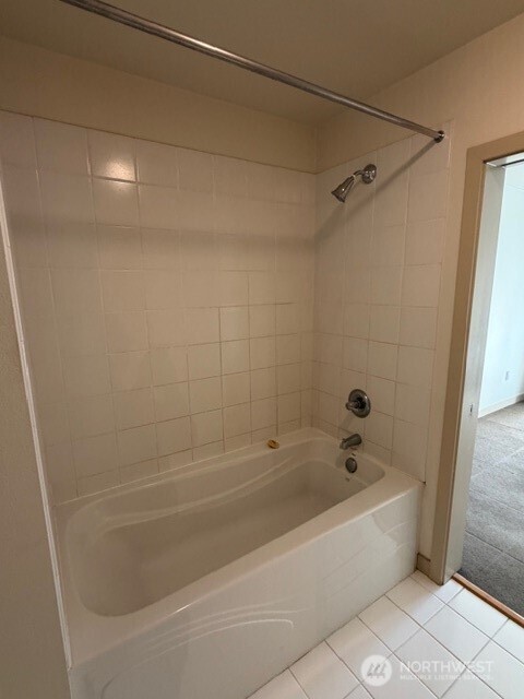 1530 NW Market Street 605