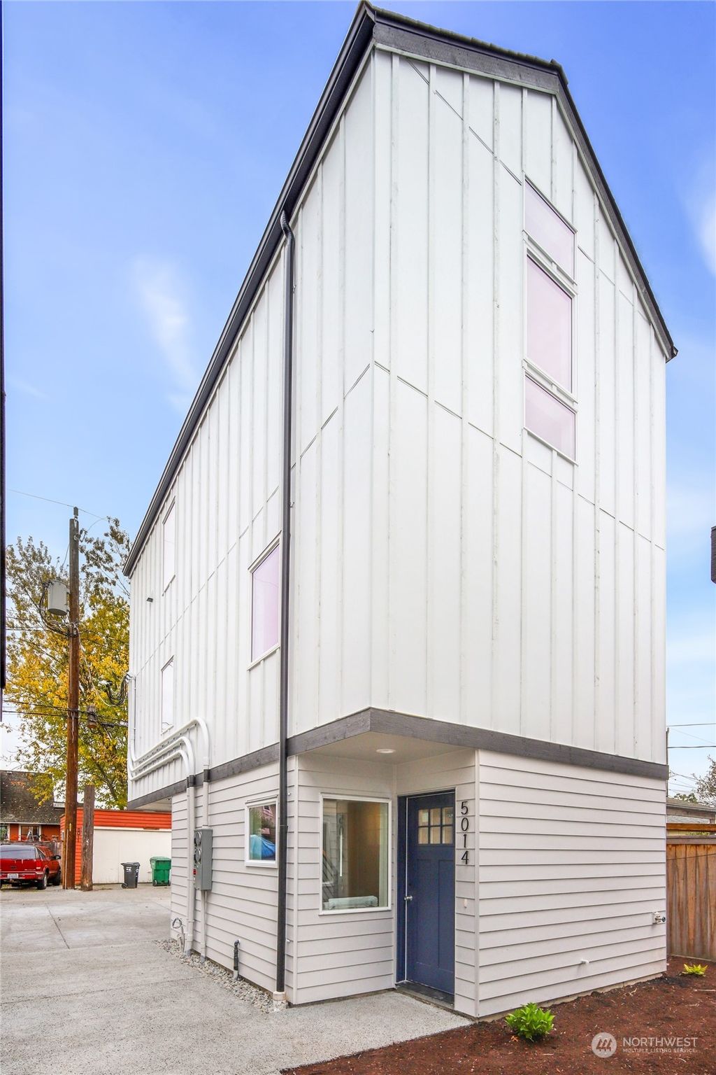 Photo of 5014 -C 42nd Avenue SW, Seattle, WA 98136 (MLS # 2190094)