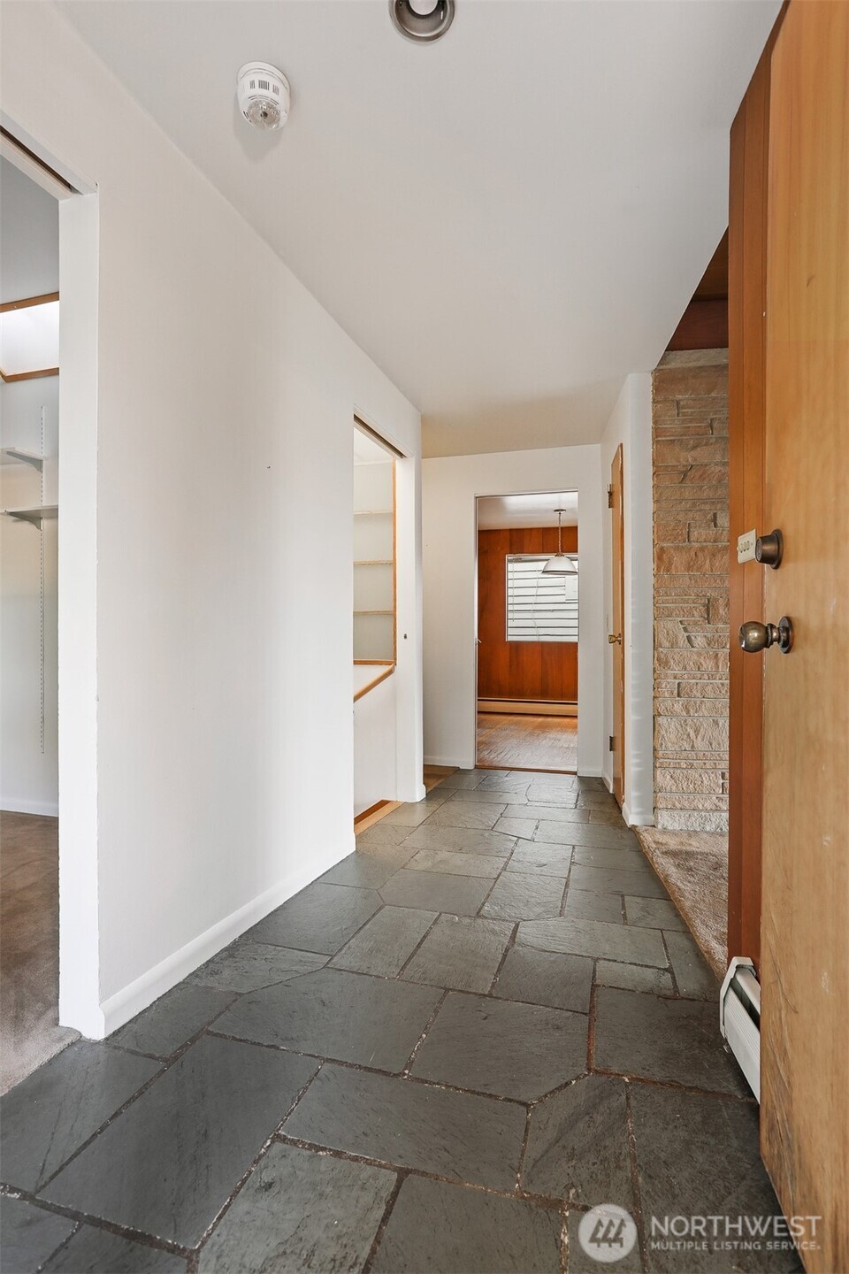 650 W Cremona Street