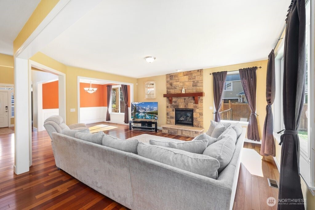 12910 194th Avenue Ct E