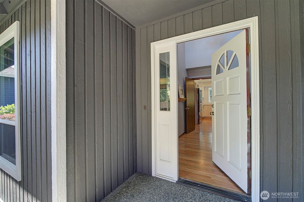 Photo of 13232 Harbour Heights Drive, Mukilteo, WA 98275 (MLS # 2365126)