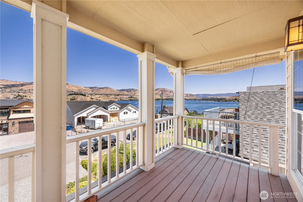 Photo of 2109 W Terrace Avenue, Chelan, WA 98816 (MLS # 2587671)