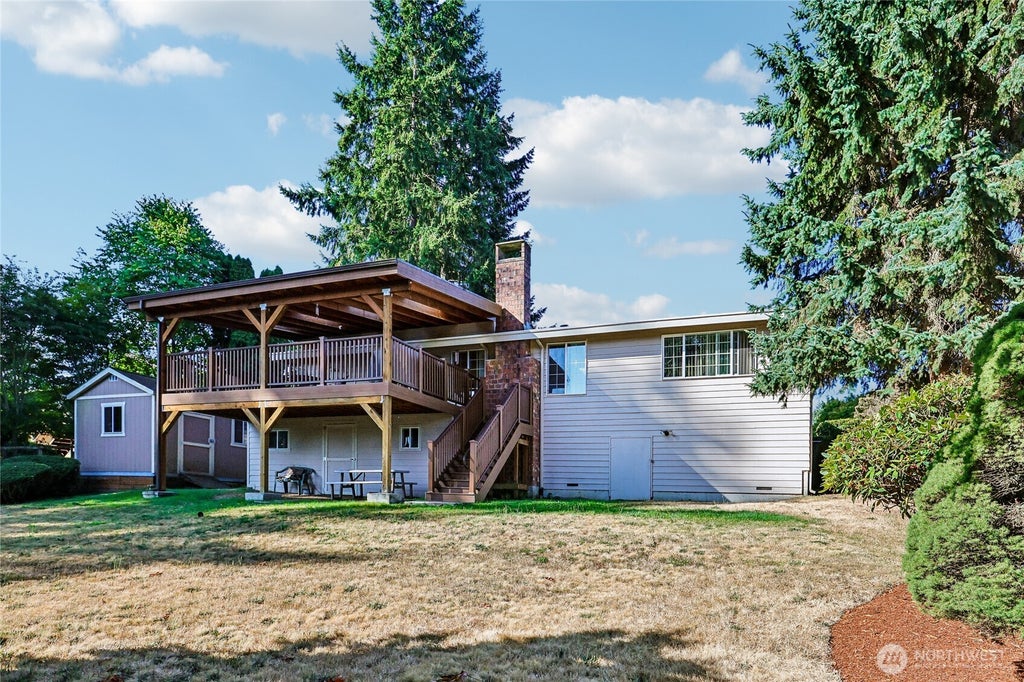 Photo of 8621 Vistarama Avenue, Everett, WA 98208 (MLS # 2574566)